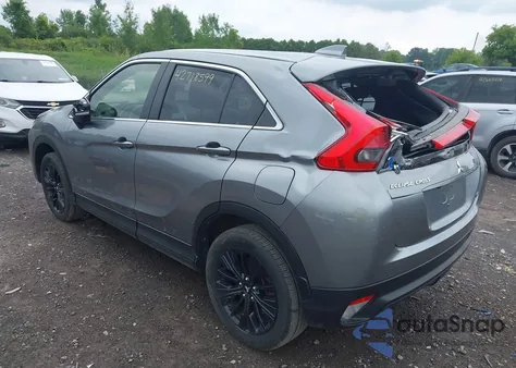 2020 Mitsubishi Eclipse Cross Le 1.5T Awc z USA, uszkodzony, nr VIN JA4AT4AA0LZ028045